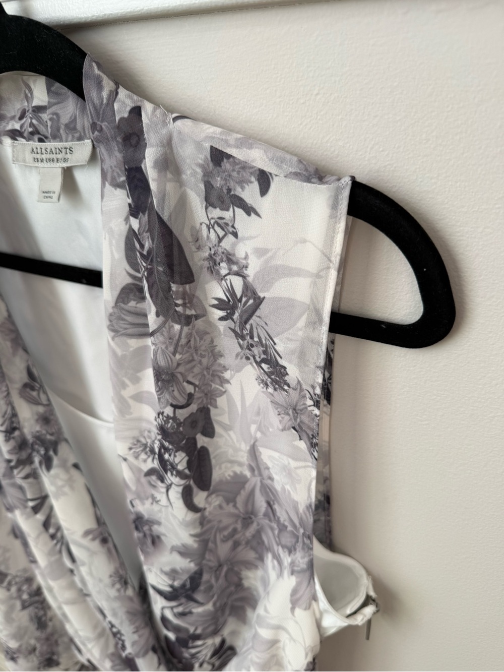 Allsaints Abi Audrey Draped Floral Print Sleeveless Top Asymmetric Mono White 6 - Picture 5 of 10